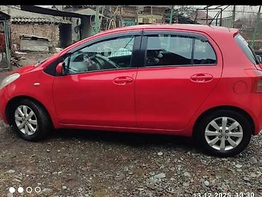 Toyota: Toyota Yaris: 2008 г., 1.3 л, Робот, Бензин, Хэтчбэк — 4