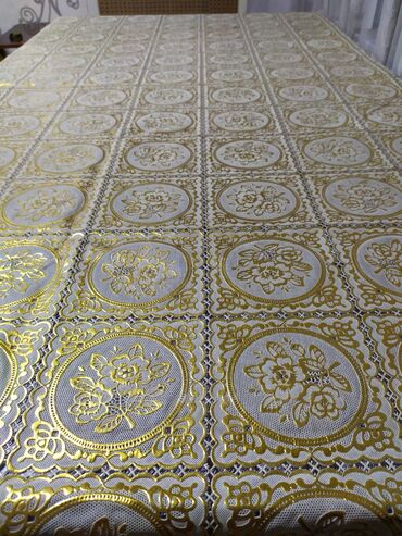 Столы для зала: ✅Продаётся раздвижной стол для гостиной или столовой. ♻️Форма — 12