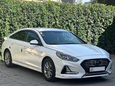 продаю авто в аварийном состоянии: Hyundai Sonata: 2018 г., 2 л, Автомат, Бензин, Седан
