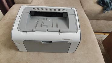 Printerlər: Printer HP LaserJet P1102 istifadə eləmirəm deye satıram saz