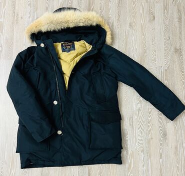 наполнитель бумажный: Оригинальная пуховая куртка Woolrich в идеальном состоянии at lalafo.kg наполнитель бумажный: Оригинальная пуховая куртка Woolrich в идеальном состоянии