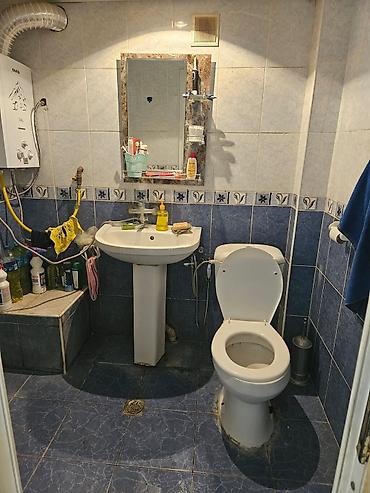 Daşınmaz əmlak: 2 otaqlı mənzil — tam təchizatlı - Geniş və işıqlı zal: taxta parket — 4