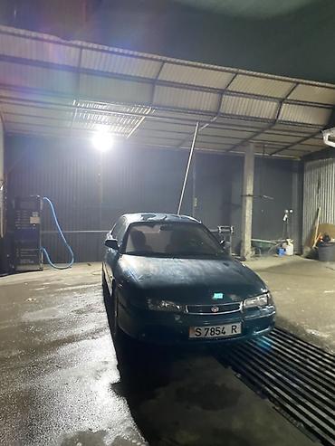 volvo 6×2: Mazda 626: 1993 г., 1.8 л, Механика, Бензин, Хэтчбэк — 5