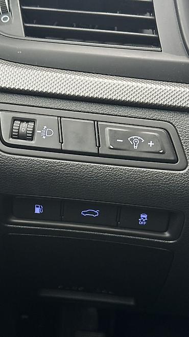 Hyundai: Hyundai Sonata: 2019 г., 2 л, Автомат, Газ, Седан — 16