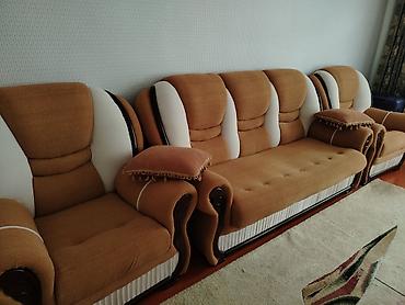 salon divanları: Klassik üslublu yumşaq mebel dəsti - Tərkib: 1 ədəd 3 nəfərlik divan — 2