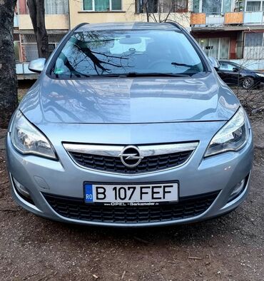 Opel: Opel Astra: 1.7 l | 2011 year | 220000 km. MPV
