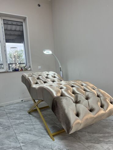 Другое оборудование для салонов красоты: Маникюрный стол Полки под лаки Лабораторный шкаф Шкаф под сухожар — 44