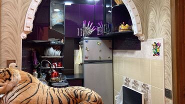 Köhnə tikili: Bakı, 3 otaqlı, Köhnə tikili, m. Azadlıq Prospekti, 60 kv. m — 3