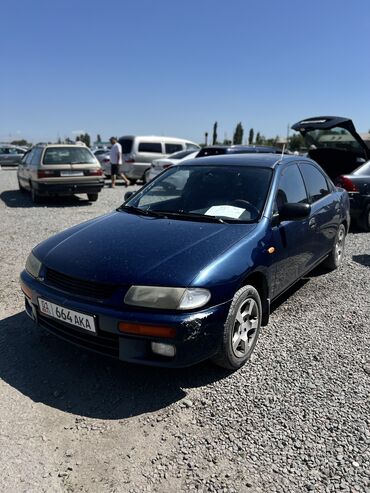 мазда 313: Mazda 323: 1995 г., 1.5 л, Механика, Бензин, Седан