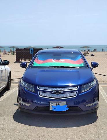 acar pult: Chevrolet Volt: 1.4 l | 2013 il 277000 km Sedan — 3