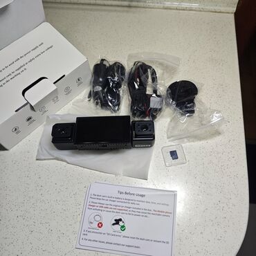 Мониторы: Avtomobil DVR (dash cam) – 4 kameralı, ekranlı model Xüsusiyyətlər: -