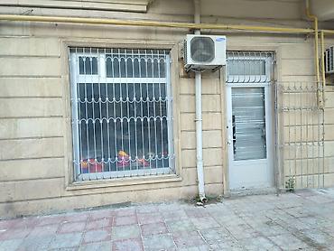 anbar is: Künc yerləşimli vitrinli obyekt/mağaza sahəsi - Küçəyə çıxışı olan — 2