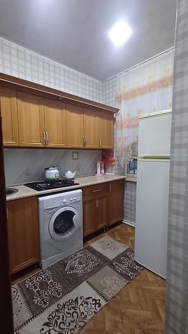 qaracuxur ev: 3 otaqlı, 60 kv. m, Kredit var, Orta təmir — 5