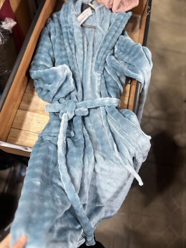 Домашние костюмы: Банные Женские Мужские Детские халаты Широкий ассортимент Рынок — 9
