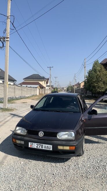рассрочка продаю: Volkswagen Golf: 1993 г., 1.6 л, Механика, Бензин, Хэтчбэк