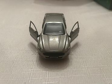 fort salon: Metall miniatür avtomobil modeli – sedan tipli, gümüşü rəngdə — 6