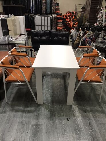 Masa və oturacaq dəstləri: Yeni, Açılmayan, Dördbucaq masa, 4 stul — 7