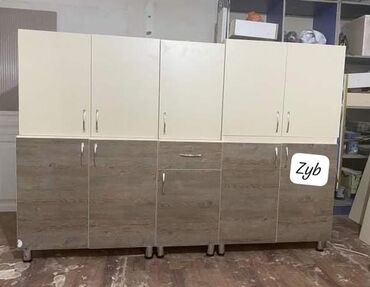 Mətbəx mebeli: Yeni mətbəx mebeli. Hazır əldə. Ölçü 2 metr. Matreal Rus laminatı ilə