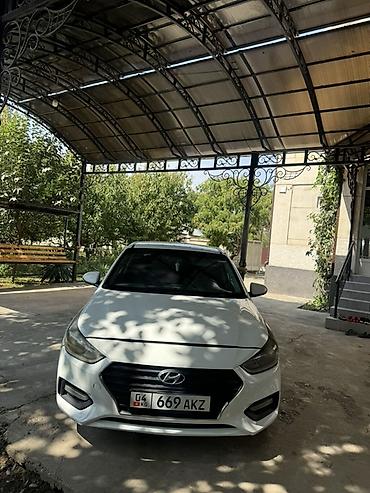солярись: Hyundai Solaris: 2017 г., 1.4 л, Автомат, Бензин, Седан — 2