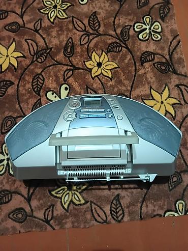 blu ray disk: Panasonic RX-ES27 portativ stereo audio sistemi Xüsusiyyətlər: - CD — 1