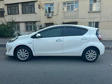 aqua disk: Toyota Aqua: 1.5 l | 2018 il — 2