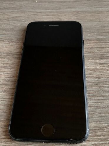 iphone 7 irsad electronics: IPhone 7, 32 GB, Qara, Barmaq izi
