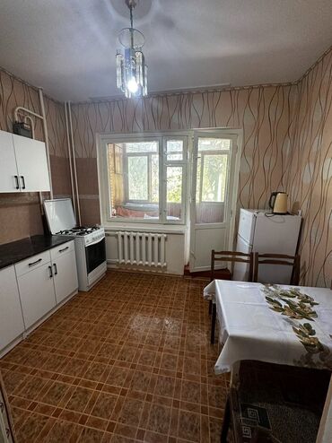 квартира на долгий срок восток 5: 2 бөлмө, Кыймылсыз мүлк агенттиги, Чогуу жашоосу жок, Толугу менен эмереги бар