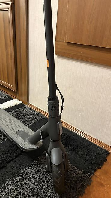 Электротранспорт: Xiaomi Mi Electric Scooter (qara rəng) Vəziyyəti əladır, 3 modu var — 7