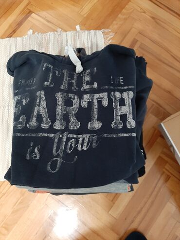 Duksevi: Devet debelih dukseva xl velicine sa kapuljacama jedan na cibzar cena — 4