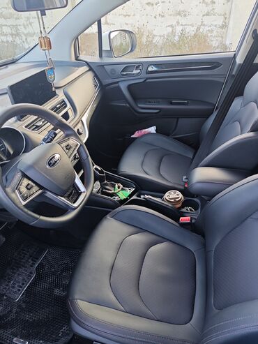 JAC: JAC js3 pro.5 ay qabaq salondan alınıb.Surlmur deyə satilir.cemi 7500 — 2