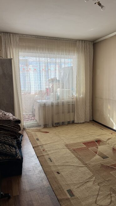 продаю 1 комнатную квартиру: 1 комната, 35 м², 105 серия, 6 этаж, Косметический ремонт