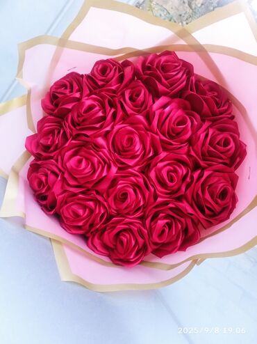 Digər: Solmayan gül büketi🌹 
18 ədəd 
15 m