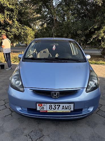 Honda Jazz: 2002 г., 1.3 л, Механика, Бензин, Хэтчбэк at lalafo.kg — 4 Honda Jazz: 2002 г., 1.3 л, Механика, Бензин, Хэтчбэк — 4