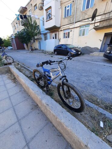 купить спортивный велосипед недорого: İşlənmiş Şəhər velosipedi Adidas, 24", Ünvandan götürmə