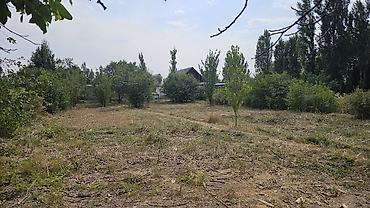 Продажа времянок: Продаю времянку с участком 16 соток (21,75 м на 74 м) в селе — 10