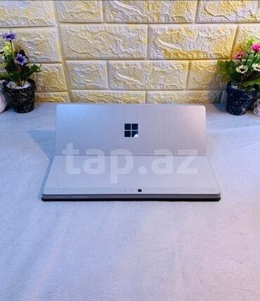 Digər noutbuklar və netbuklar: Intel Core i5, 8 GB, 12.3 " — 14