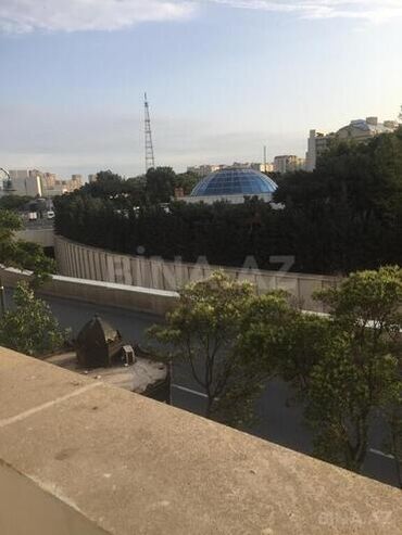 qubada ayliq kiraye evler 2019: Bakı, 2 otaqlı, Köhnə tikili, m. Gənclik, 65 kv. m