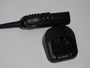 PDA i oprema: Baofeng ručna dual-band FM radio-stanica sa punjačem Opis: - Ručna — 12