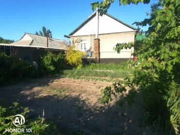 Продажа домов: Дом, 107 м², 4 комнаты, Риэлтор, Старый ремонт