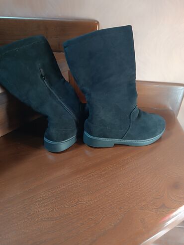 женские зимние замшевые ботинки: Сапоги, 36, цвет - Черный