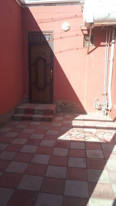 bayılda satılan evler: Binəqədi qəs. 3 otaqlı, 70 kv. m, Kredit yoxdur, Orta təmir