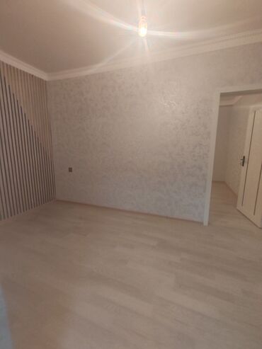 Həyət evləri və villaların satışı: Binəqədi qəs. 3 otaqlı, 100 kv. m, Kredit yoxdur, Yeni təmirli -da lalafo.az — 3 Həyət evləri və villaların satışı: Binəqədi qəs. 3 otaqlı, 100 kv. m, Kredit yoxdur, Yeni təmirli — 3