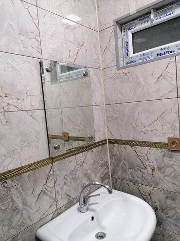 Uzunmüddətli kirayə evlər: 40 kv. m, 2 otaqlı -da lalafo.az — 11 Uzunmüddətli kirayə evlər: 40 kv. m, 2 otaqlı — 11