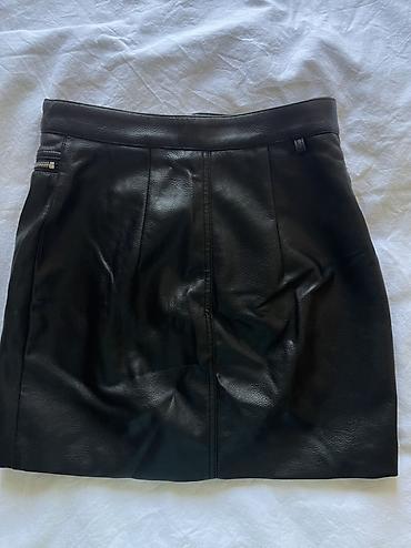 termo paltar: H&M Divided qadın ətəyi, S ölçüdür dar modeldir, üzərində xəfif — 2