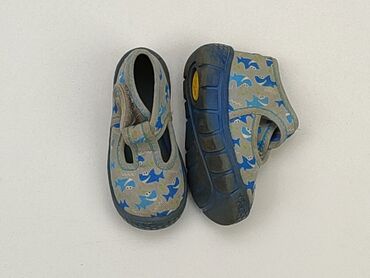 sportowe buty podobne do trampek: Buciki niemowlęce, 20, stan - Dobry