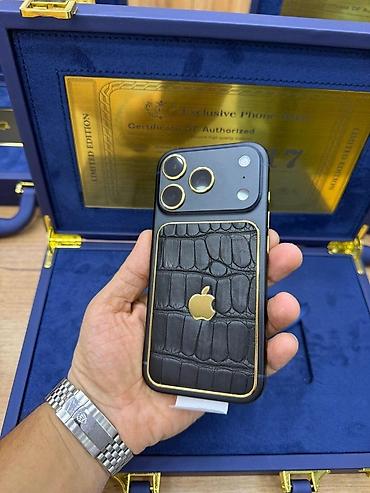 12 ayfon: IPhone 17 Pro, 256 GB, Göy, Zəmanət — 10