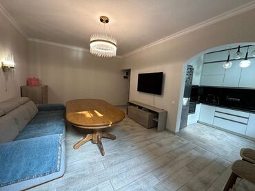 купить квартиру в бишкеке недорого: 2 комнаты, 42 м², 2 этаж, Евроремонт