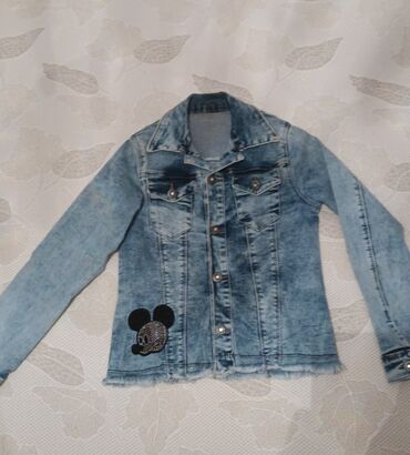 детская джинсовая куртка: Джинсовая куртка для девочки 9-11лет