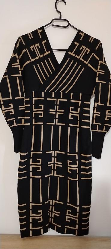 Kompleti: Set garderobe – 4 komada 1) Crne farmerke sa blagim zvonom - Klasičan — 11