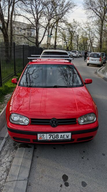дым машина: Volkswagen Golf: 1997 г., 1.9 л, Автомат, Дизель, Хэтчбэк